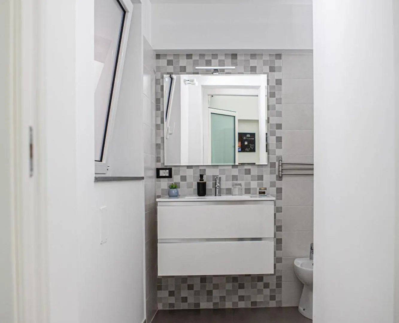 Ruggero Settimo - Holiday Houses Catania