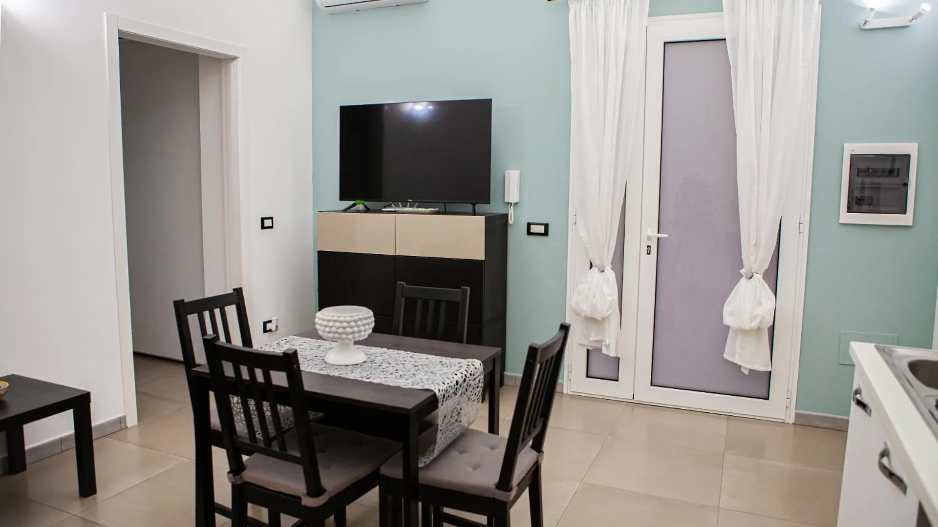 Holiday home Ruggero Settimo - Holiday Houses Catania Italy